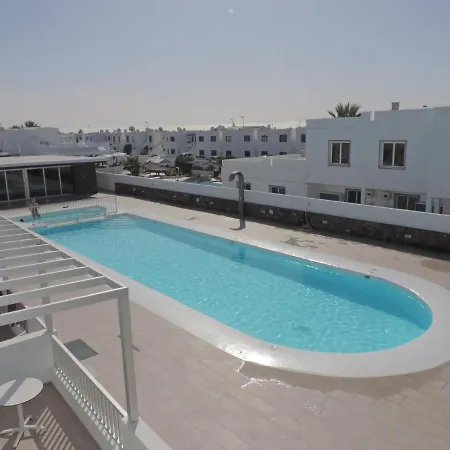 Gracioseros 209-2bed -1st Floor-a/c-uk Tv-wifi Apartamento